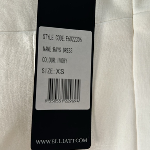 Elliatt Rays dress (bow) - Picture 3 of 3